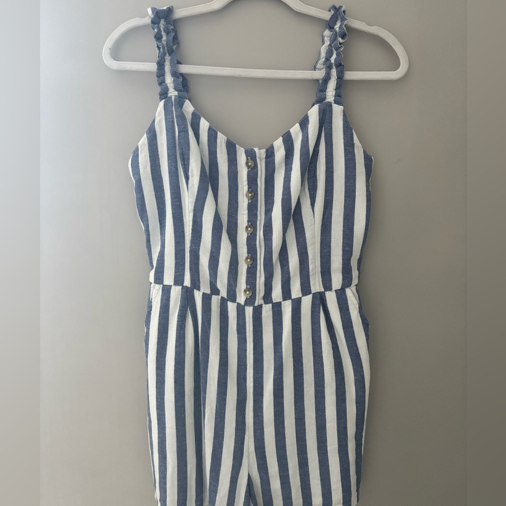 Hollister Romper